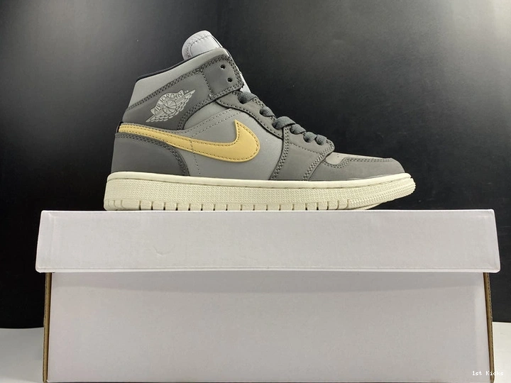 Jordan Grey 1 Onyx - BQ6472-020 (W) Mid 0201